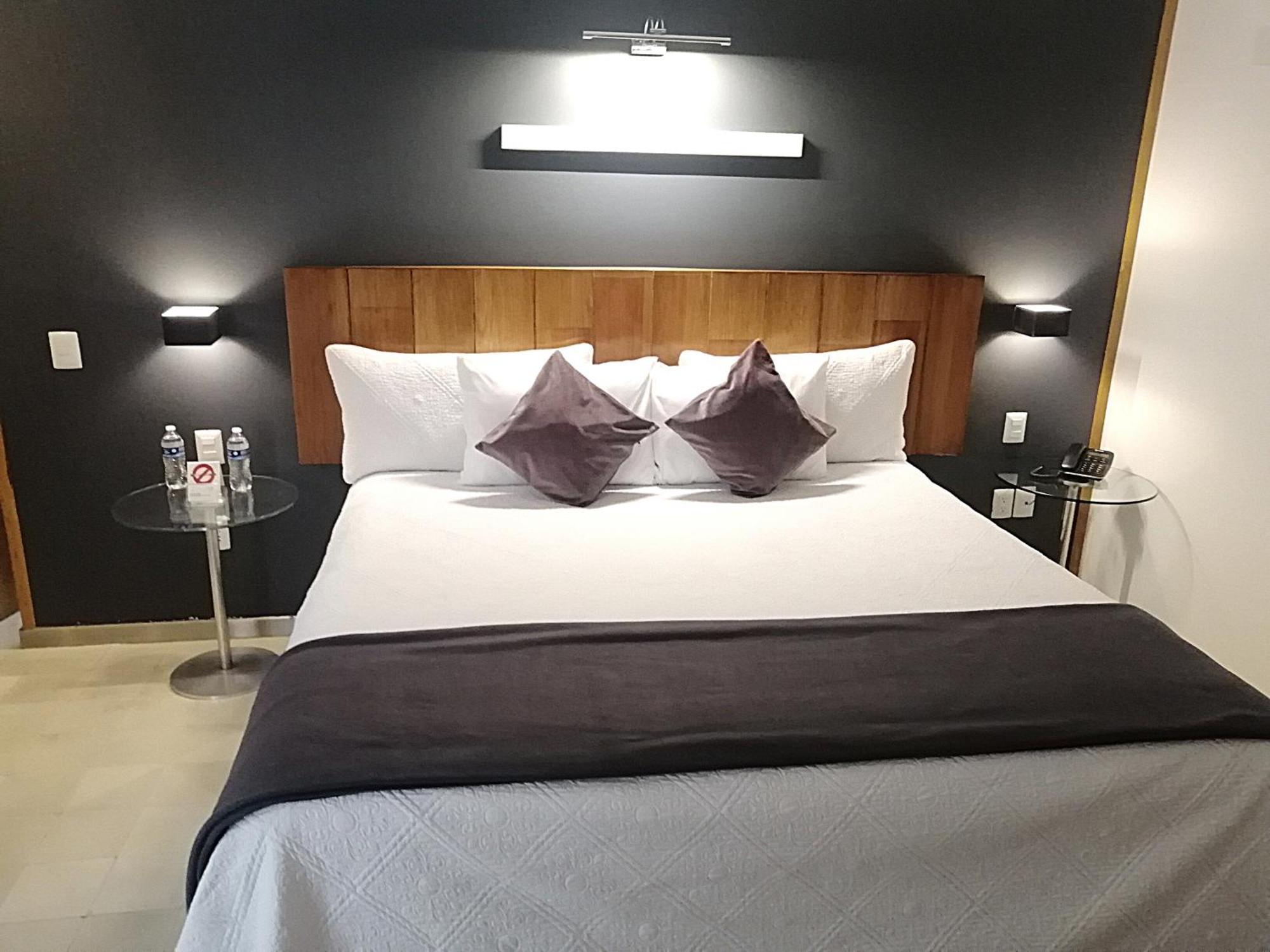 Hotel Clarum 101 사포판 객실 사진
